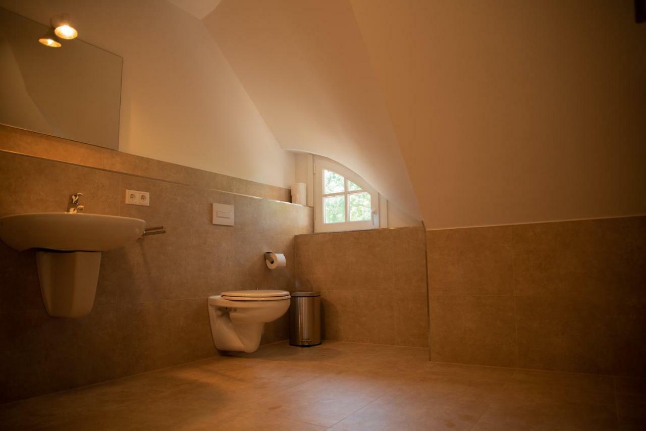 Gruene Hufe Villa บอร์น ภายนอก รูปภาพ