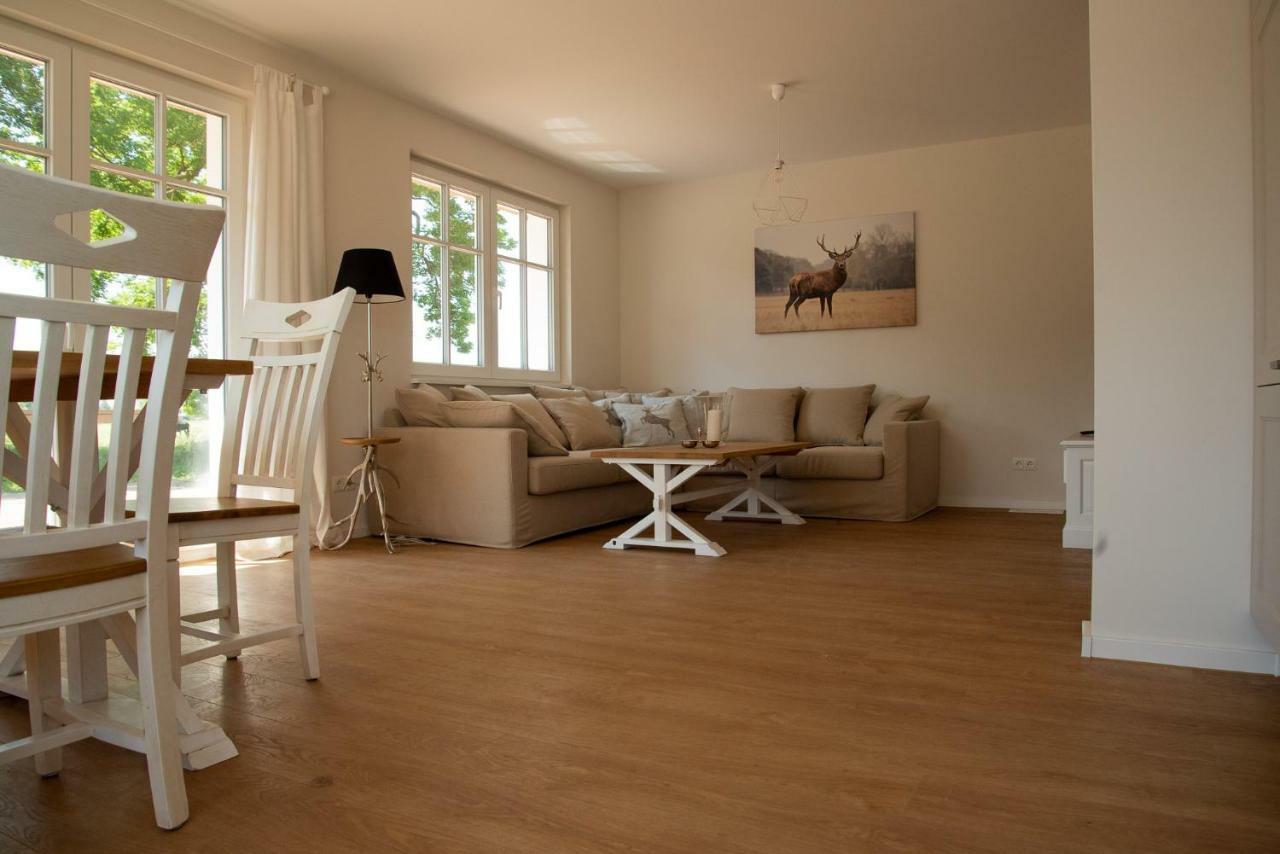 Gruene Hufe Villa บอร์น ภายนอก รูปภาพ